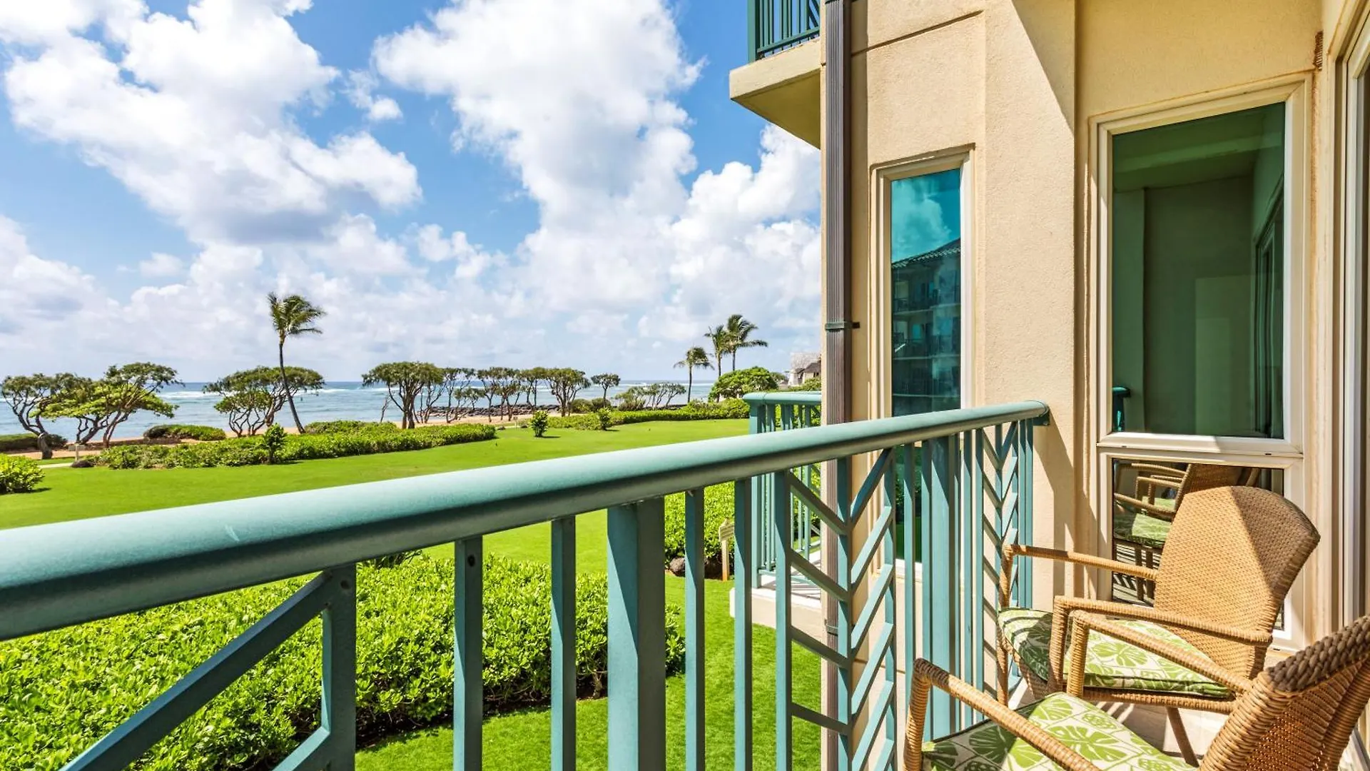 Waipouli Beach Resort & Spa Kauai By Outrigger - Select Your Unit Kilauea Apartment